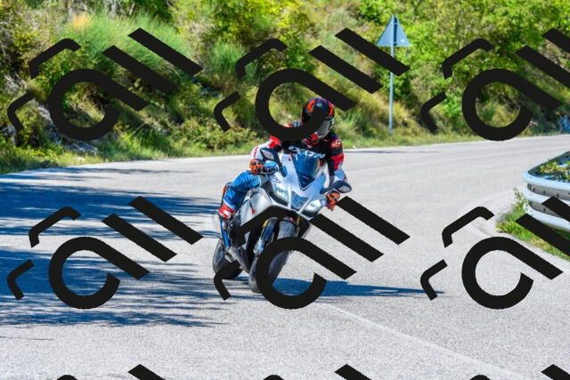 202508311215-R01_3861_r01_