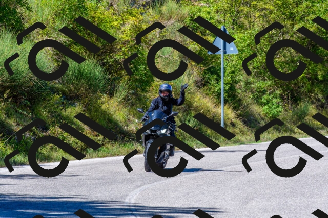 202508311219-R01_3923_r01_