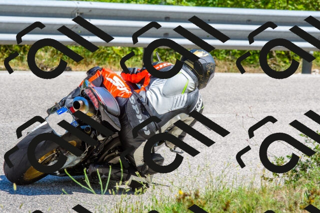 202508311221-R01_3970_r01_