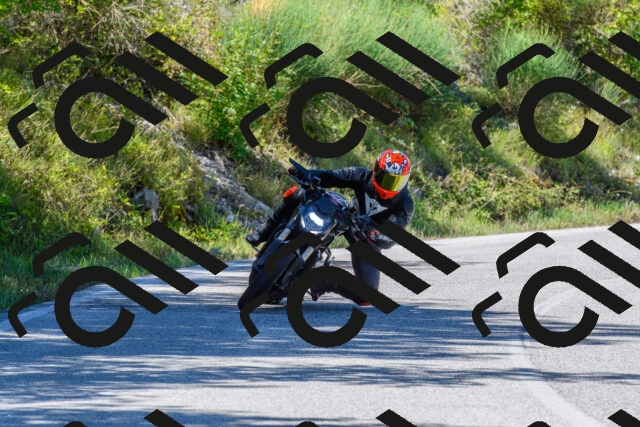 202508311222-R01_4000_r01_