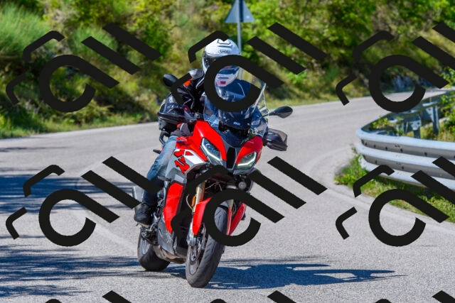 202508311247-R01_4375_r01_