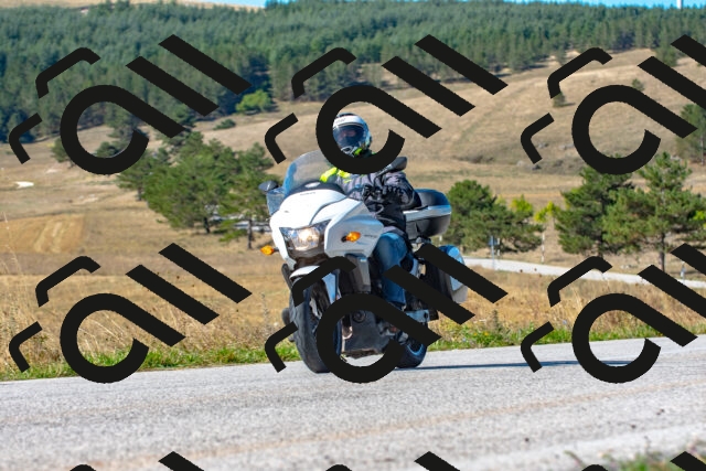 20250831100124_-R028534_r2