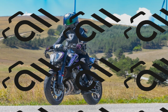 20250831120228_-R029534_r2