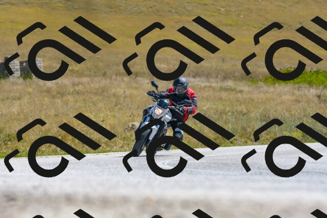 20250831120245_-R029546_r2