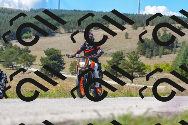 20250831120348_-R029563_r2