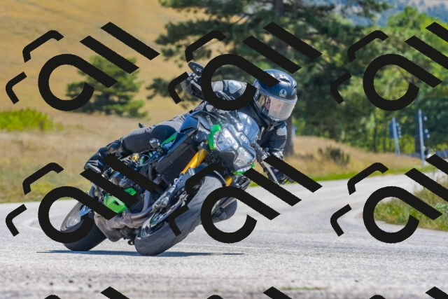 20250831122131_-R029840_r2