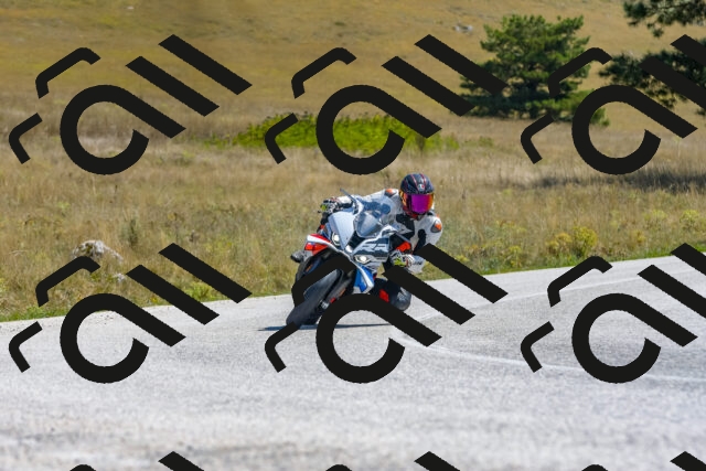 20250831122250_-R029857_r2