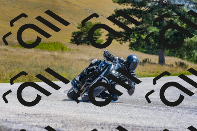 20250831122352_-R029869_r2