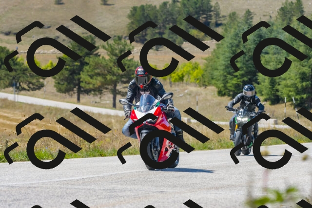 20250831122404_-R029873_r2