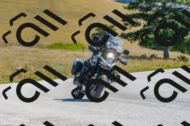 20250831122410_-R029883_r2