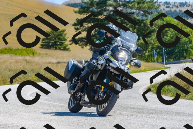 20250831122410_-R029884_r2