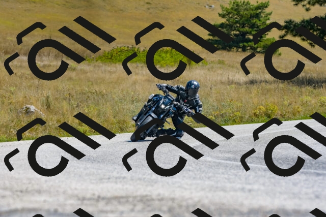 20250831122517_-R029898_r2