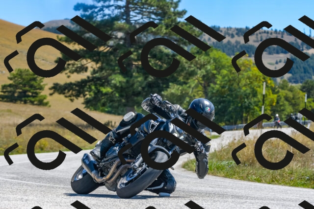 20250831122518_-R029902_r2