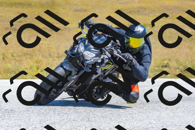 20250831122844_-R029930_r2