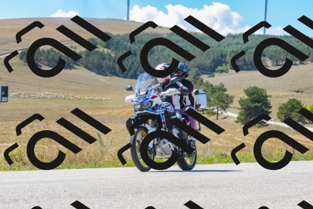 20250831123026_-R029960_r2