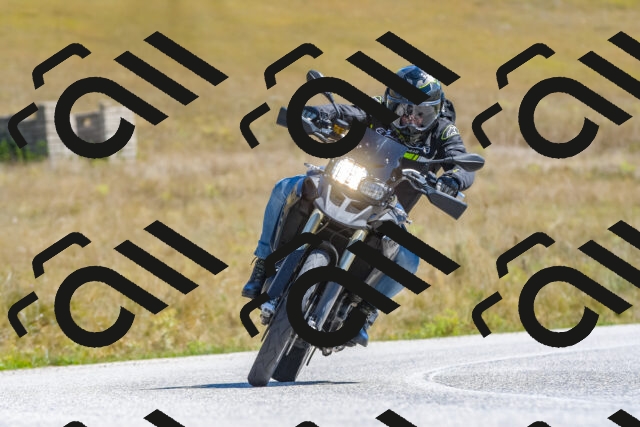 20250831123202_-R029985_r2