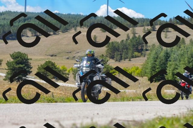 20250831123329_-R020005_r2