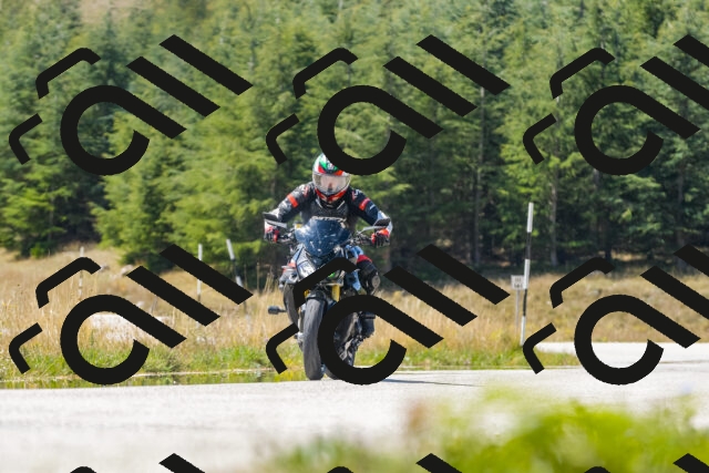 20250831123400_-R020022_r2