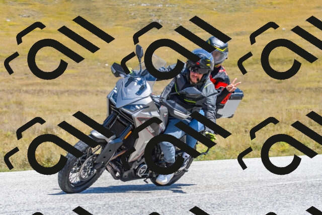 20250831124041_-R020045_r2