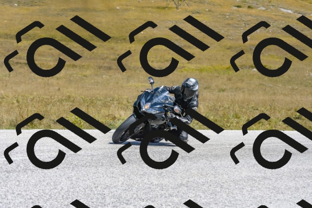 20250831124301_-R020052_r2