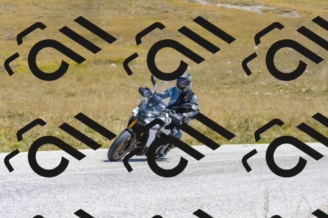 20250831124459_-R020075_r2