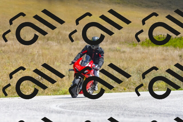 20250831124940_-R020088_r2