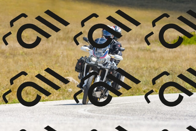 20250831125043_-R020095_r2