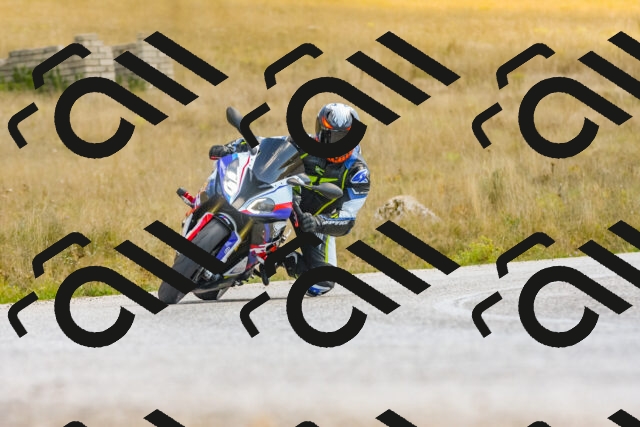 20250831125744_-R020112_r2