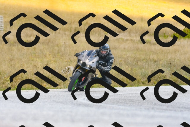 20250831125813_-R020116_r2