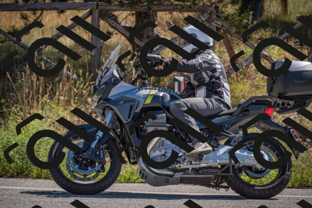 20250904111624-_5000797_am_