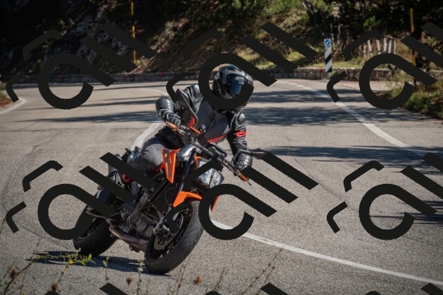 20250904112125-_5000815_am_