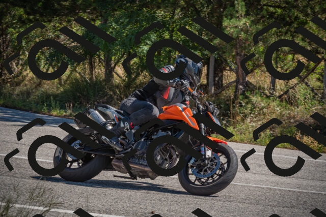 20250904112126-_5000816_am_