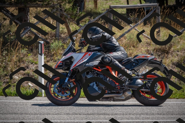 20250904112631-_5000823_am_