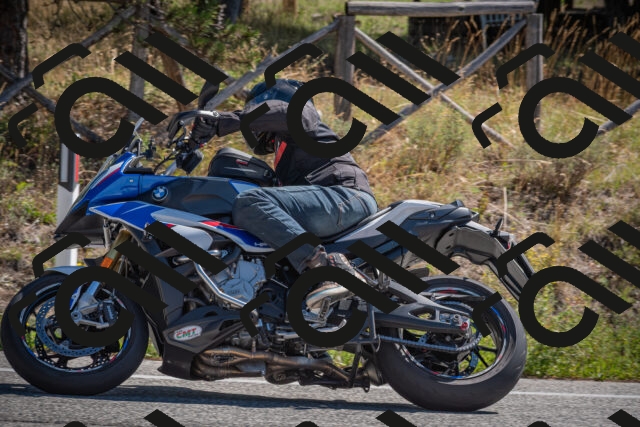 20250904112636-_5000826_am_