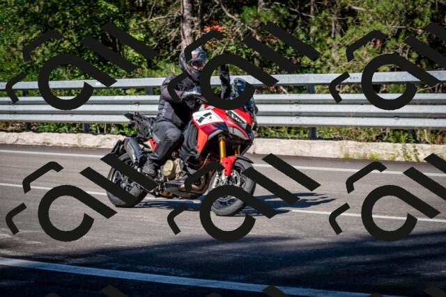 202509041112-DSC_9814_c2