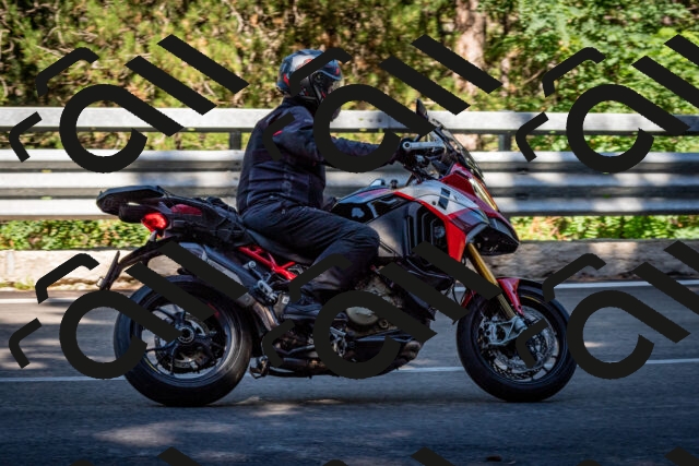 202509041112-DSC_9815_c2