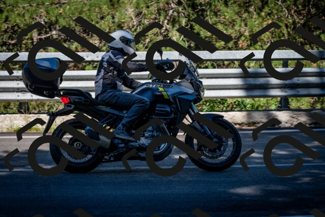 202509041112-DSC_9818_c2