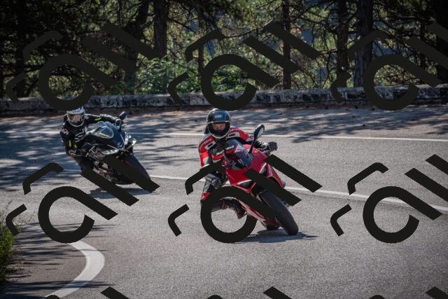 20250906094852-_5000838_am_