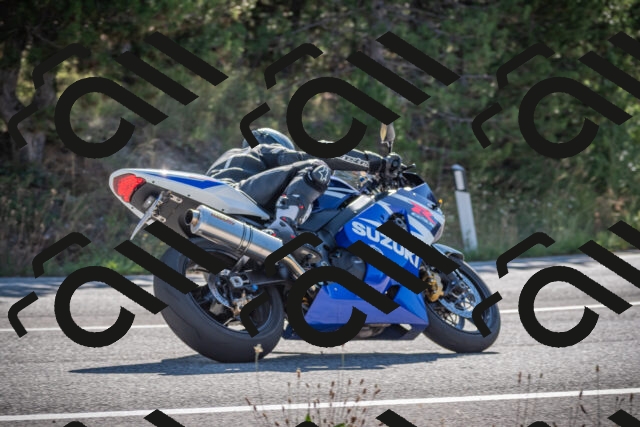 20250906095416-_5000863_am_