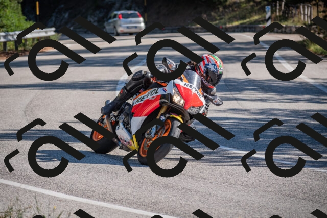 20250906095535-_5000868_am_