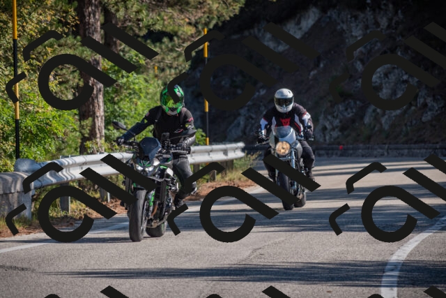 20250906095934-_5000878_am_