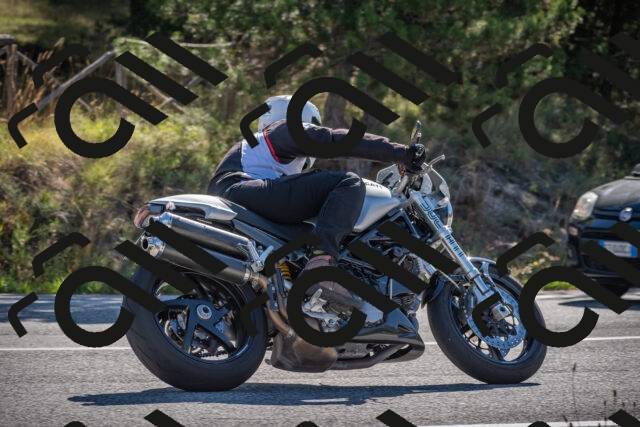 20250906095938-_5000883_am_