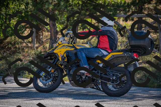 20250906100044-_5000893_am_