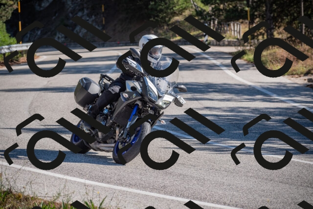 20250906100246-_5000898_am_