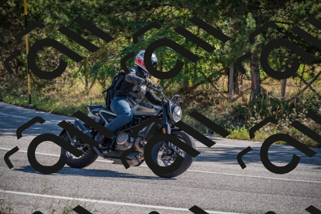 20250906100433-_5000902_am_