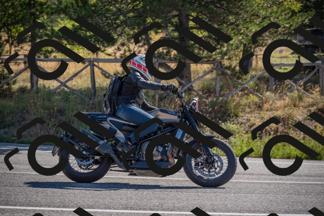 20250906100433-_5000903_am_