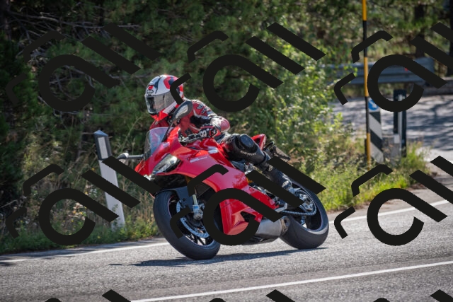 20250906101056-_5000941_am_