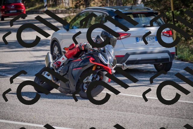 20250906101159-_5000944_am_