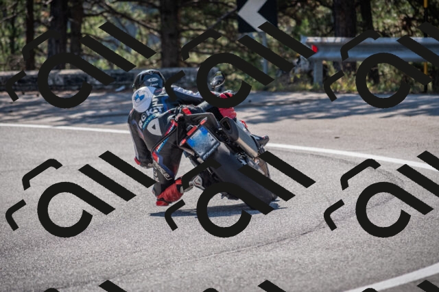 20250906101201-_5000947_am_