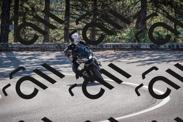 20250906101454-_5000957_am_